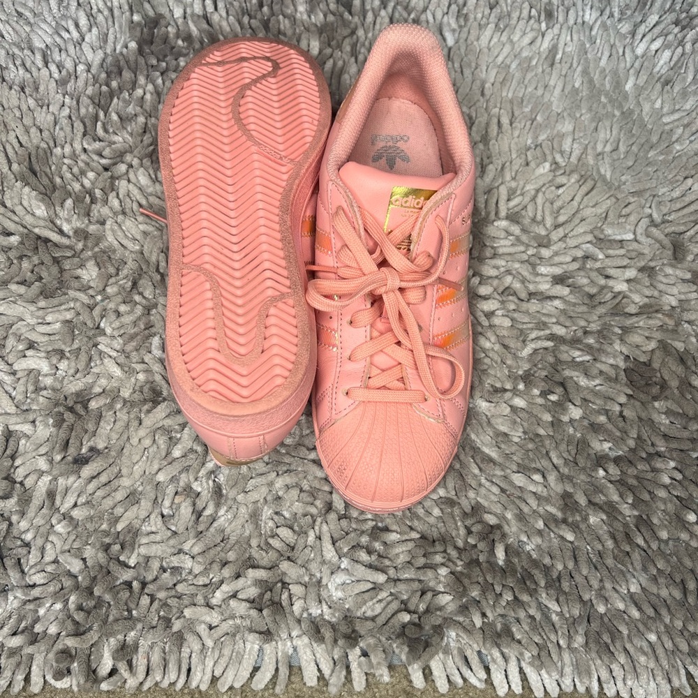 Adidas Peach Holographic Shoes Size 8 Used